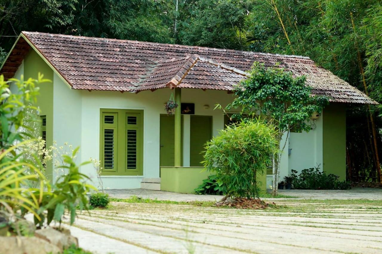 Ayurnest Pool Resort Wayanad Batheri Bagian luar foto